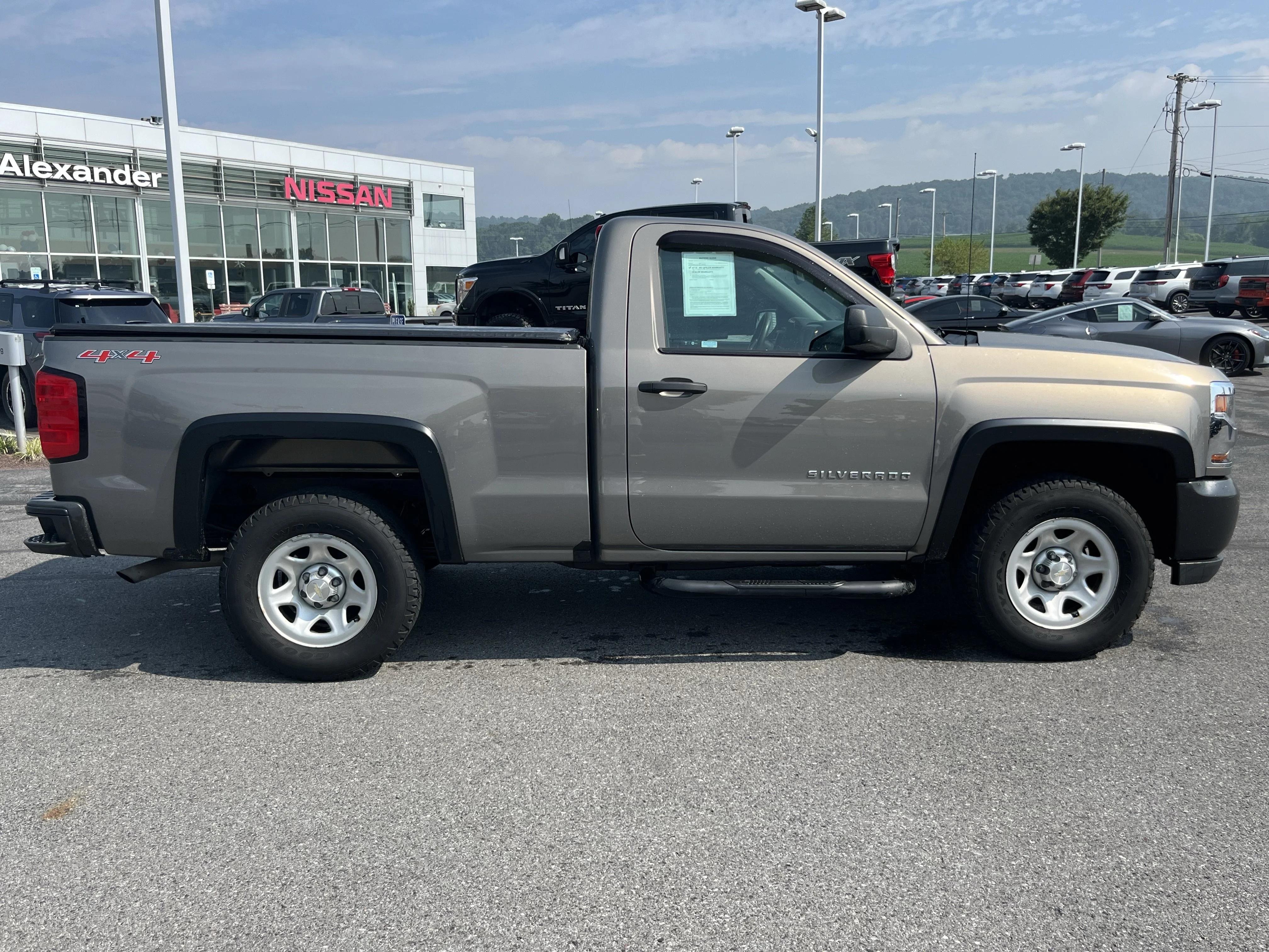 chevrolet silverado 1500 2017 1GCNKNEH0HZ297550 image chevrolet silverado 1500 2017 1GCNKNEH0HZ297550 image